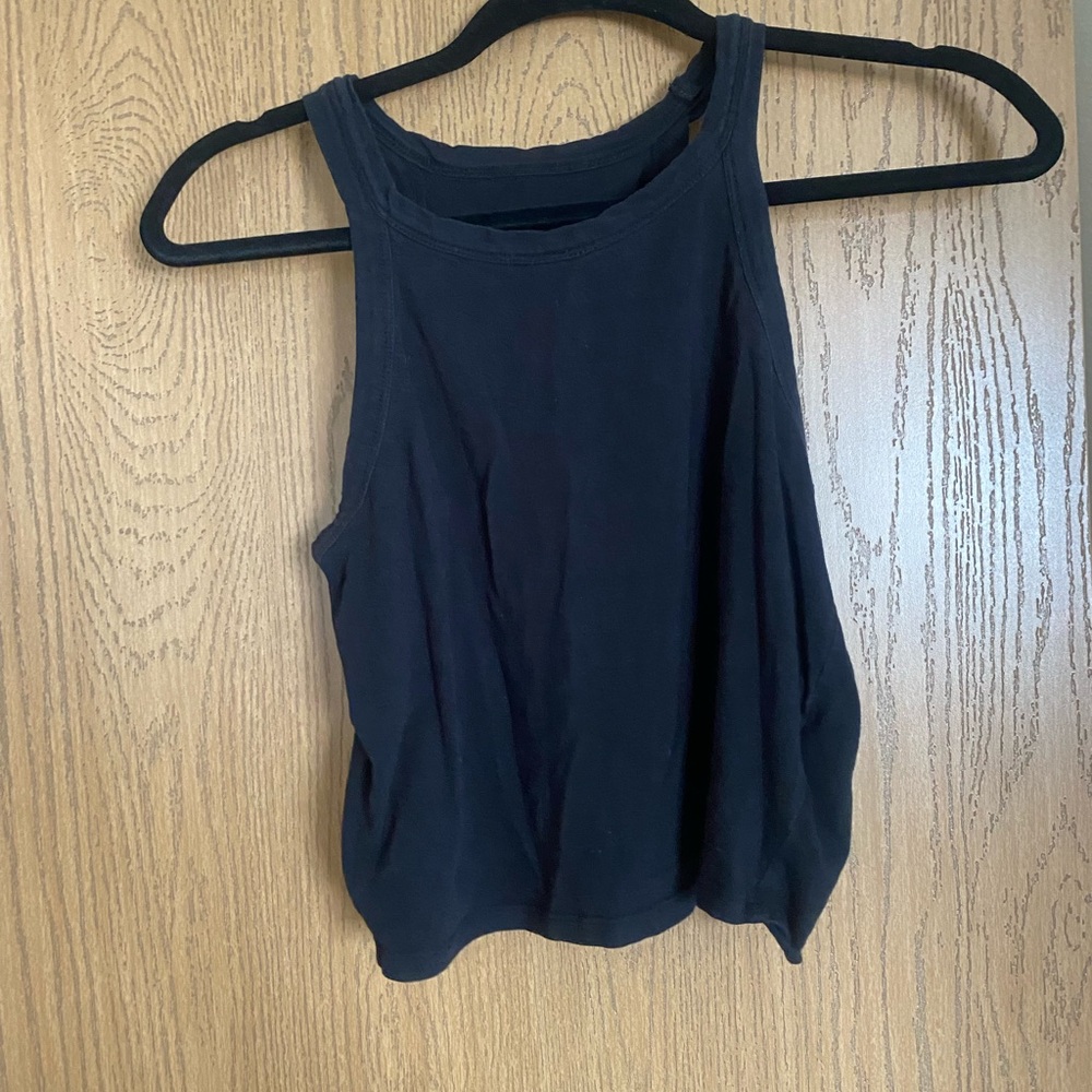 Women's black crop Top